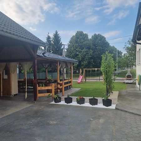 Holiday Home Baotic Velika Mlaka Εξωτερικό φωτογραφία