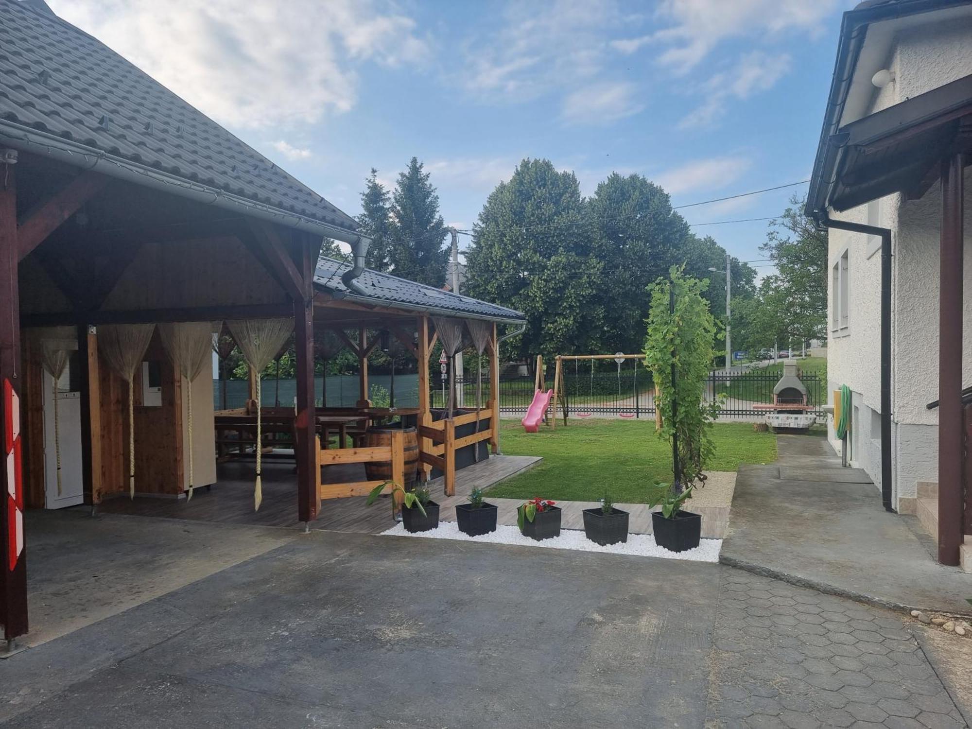 Holiday Home Baotic Velika Mlaka Εξωτερικό φωτογραφία